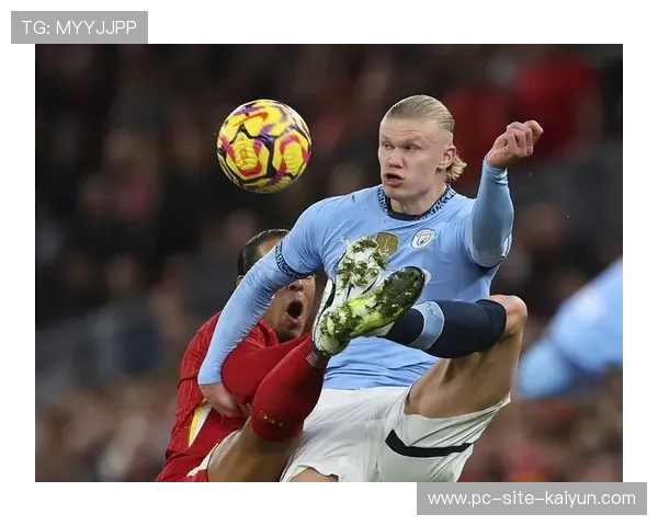 哈兰德强压后卫制造连续射门威胁